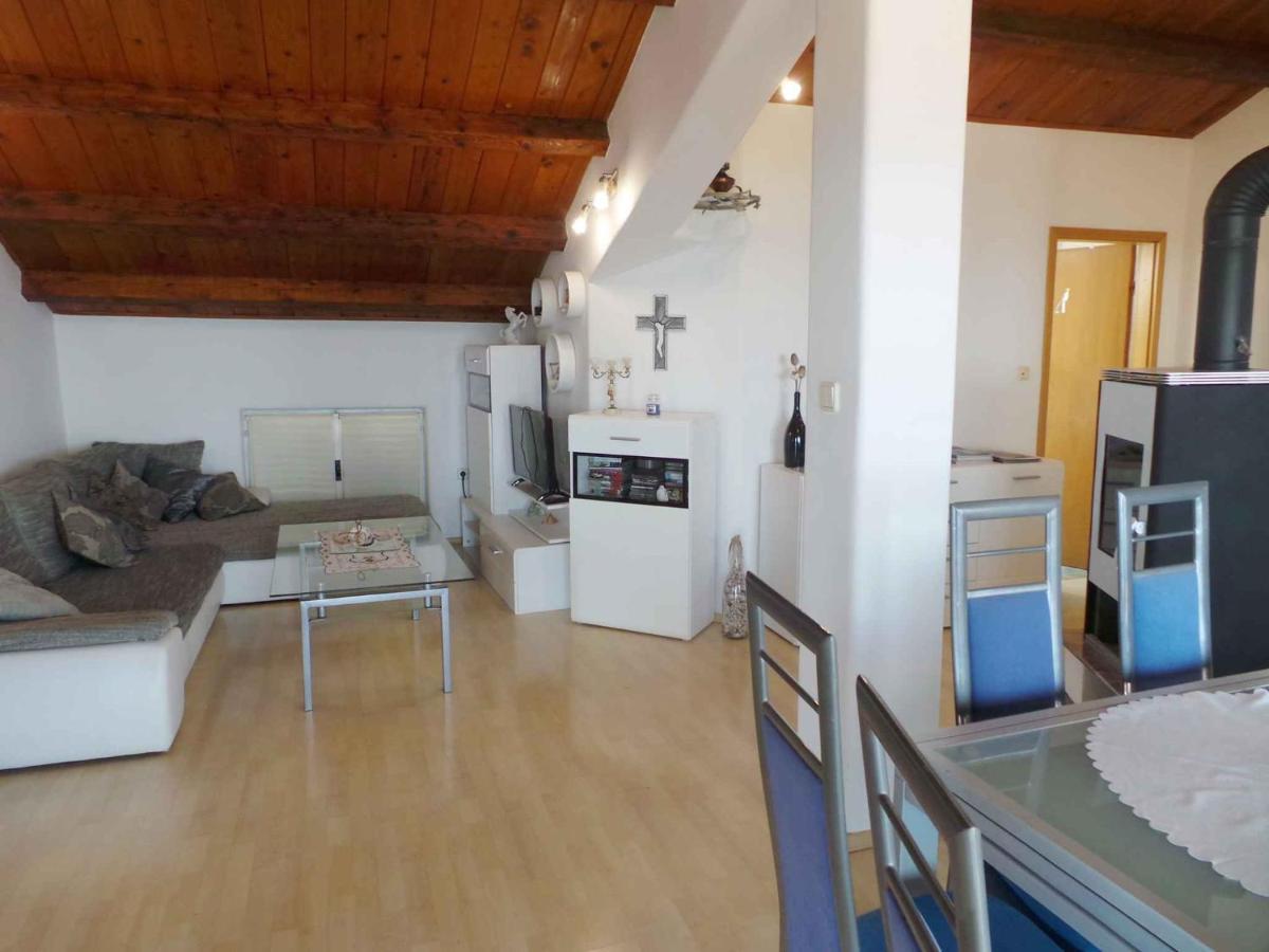 Apartment In Lovran 34848 Eksteriør bilde