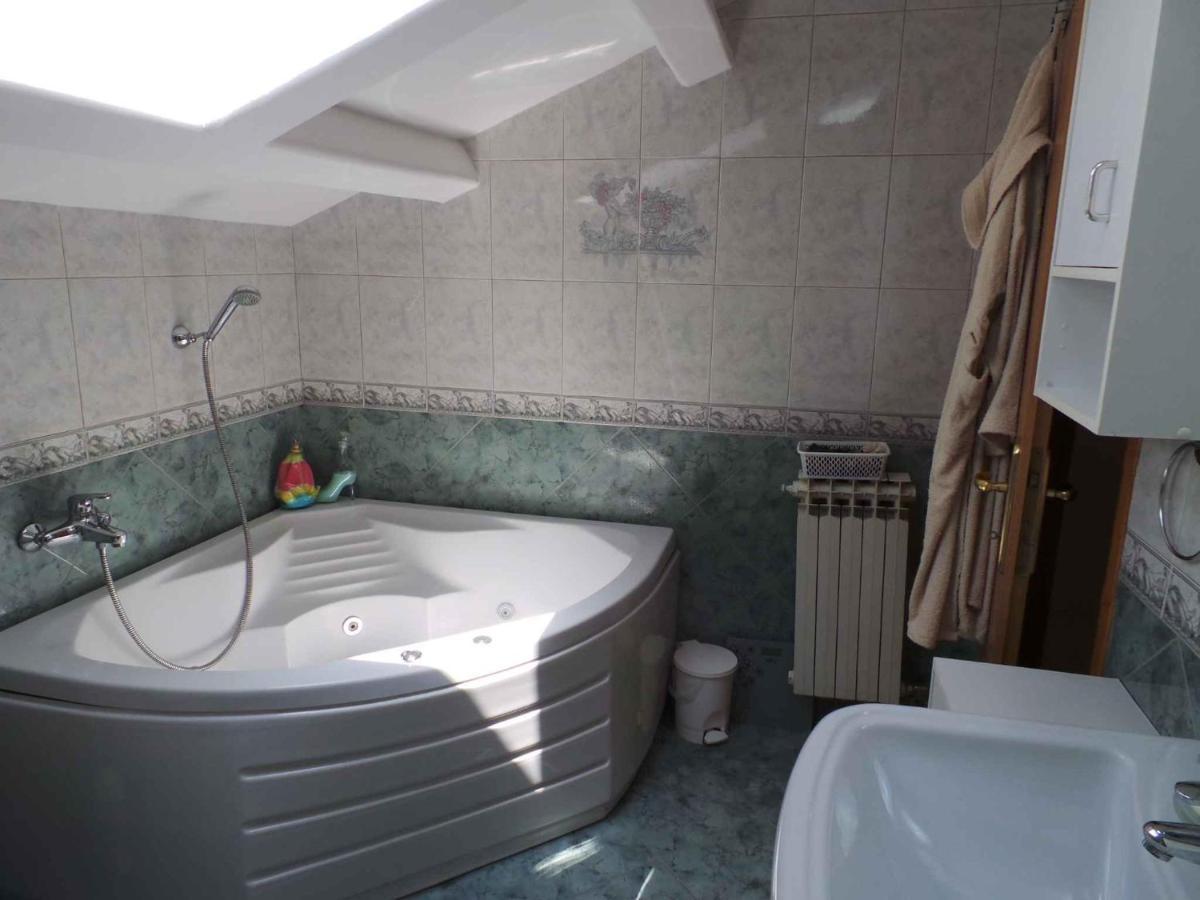 Apartment In Lovran 34848 Eksteriør bilde